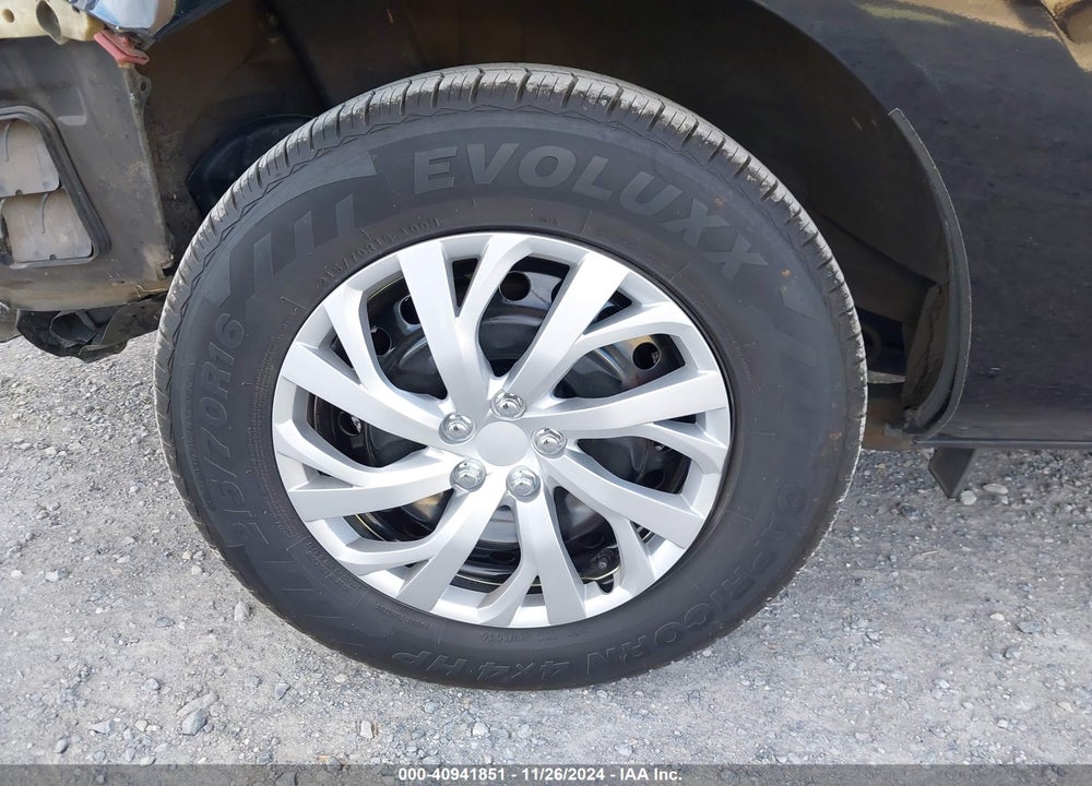 2011 NISSAN ROGUE S VIN: JN8AS5MV6BW262563