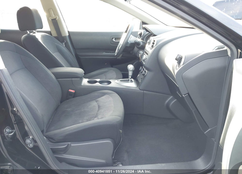 2011 NISSAN ROGUE S VIN: JN8AS5MV6BW262563