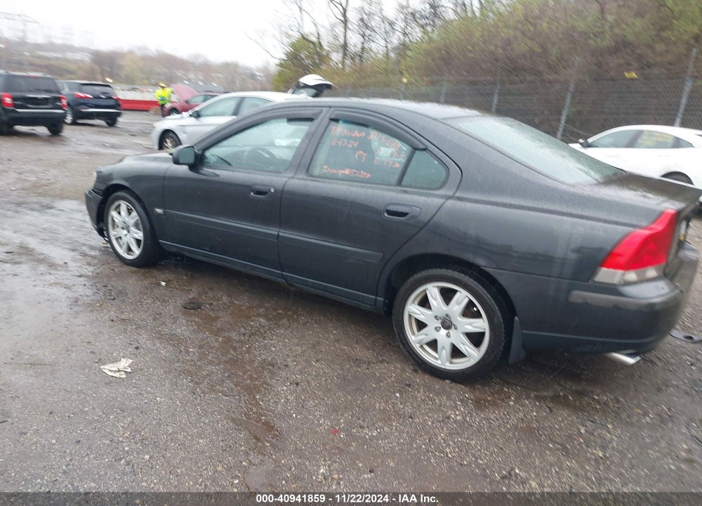 2002 VOLVO S60 AWD VIN: YV1RH58D922193903