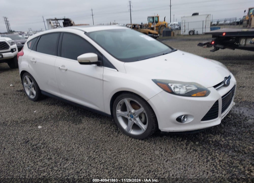 2012 FORD FOCUS TITANIUM VIN: 1FAHP3N20CL227840