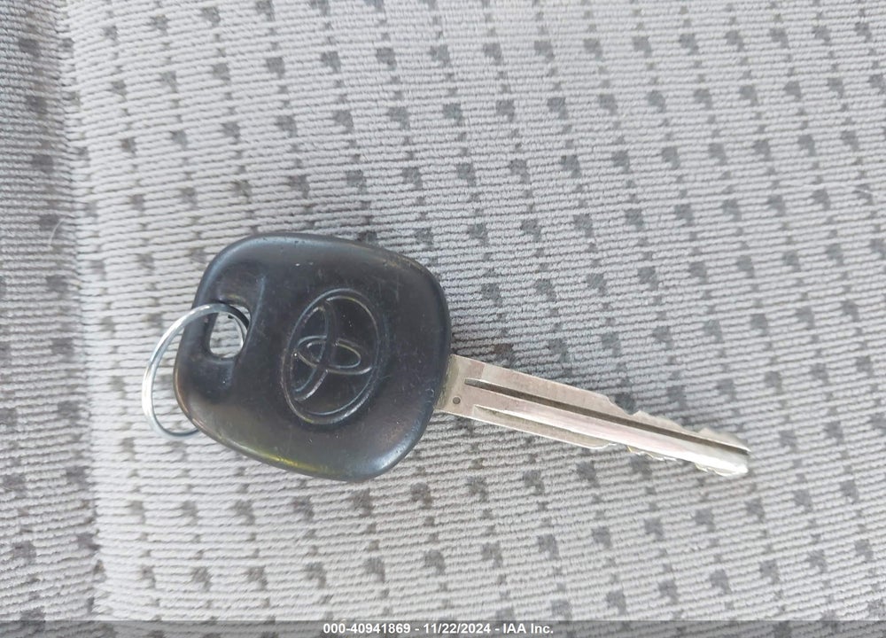 2006 TOYOTA SIENNA LE VIN: 5TDZA23C76S398853