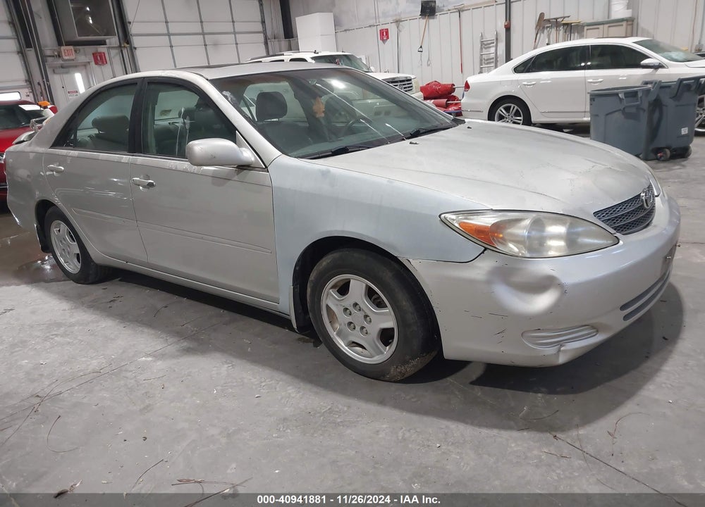2002 TOYOTA CAMRY LE V6 VIN: 4T1BF32KX2U516171