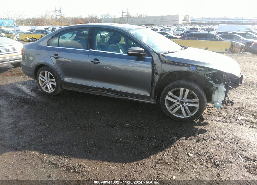 2017 VOLKSWAGEN JETTA 1.8T SEL/1.8T SEL PREMIUM VIN: 3VWL17AJ9HM409551
