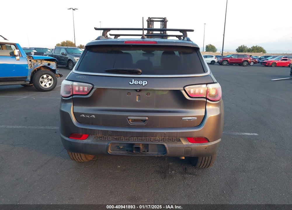 2019 JEEP COMPASS LATITUDE 4X4 VIN: 3C4NJDBB0KT713754