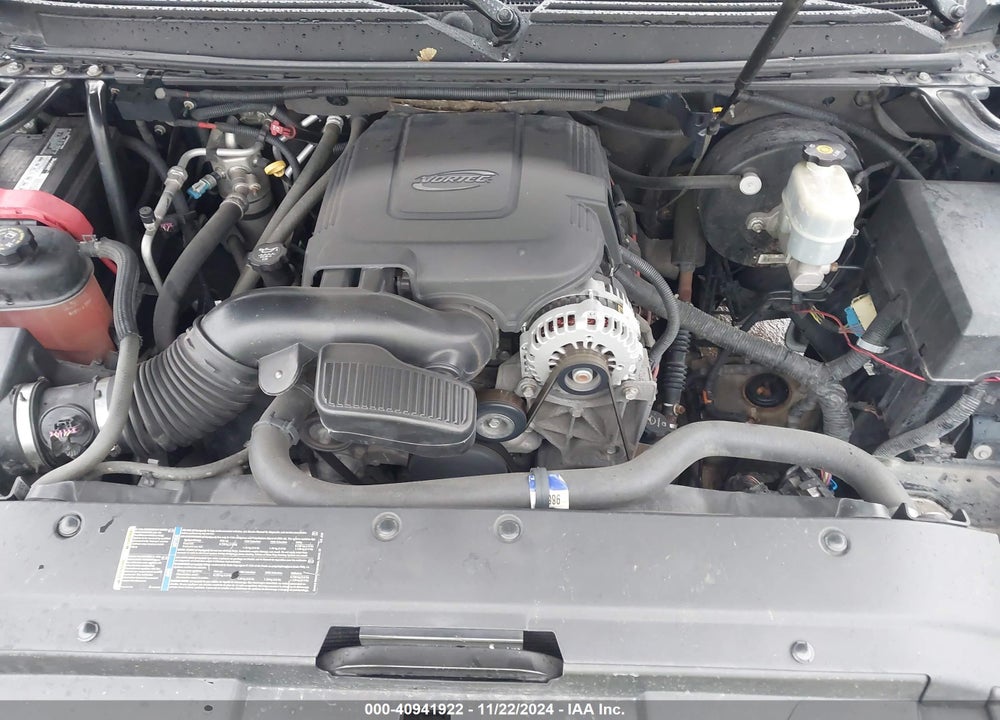 2007 CHEVROLET TAHOE LT VIN: 1GNFK130X7J359860