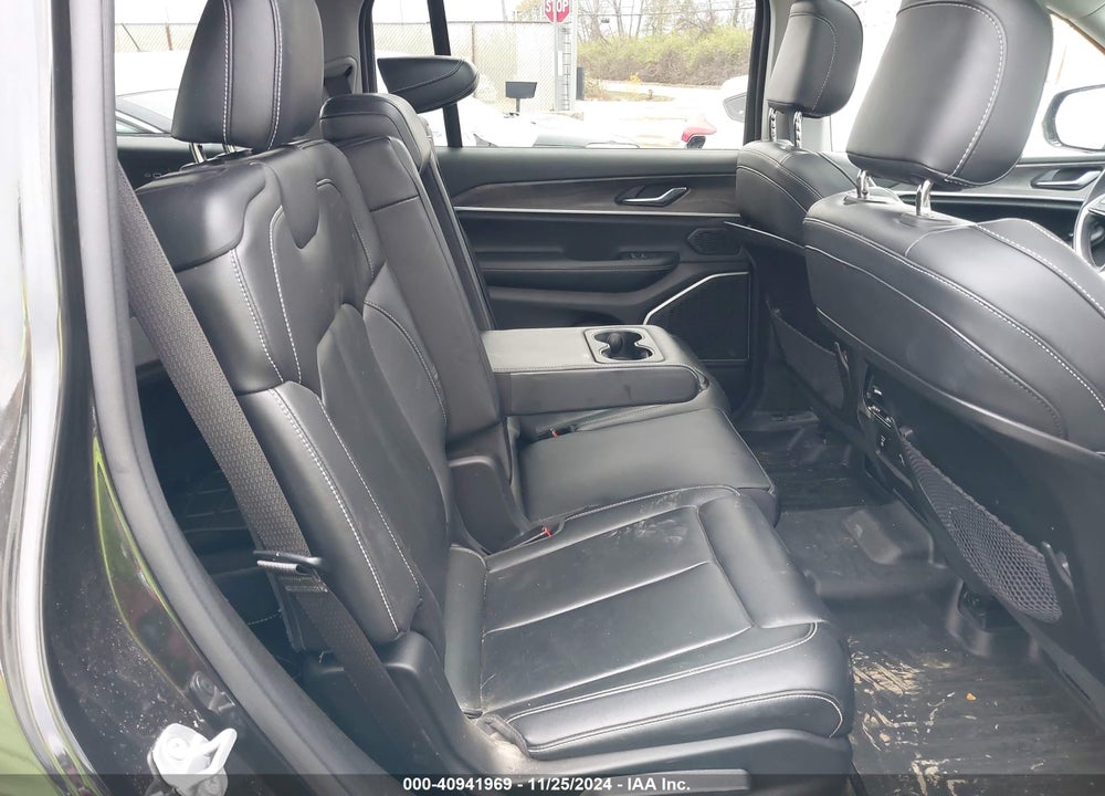 2021 JEEP GRAND CHEROKEE L LIMITED 4X4 VIN: 1C4RJKBGXM8201082