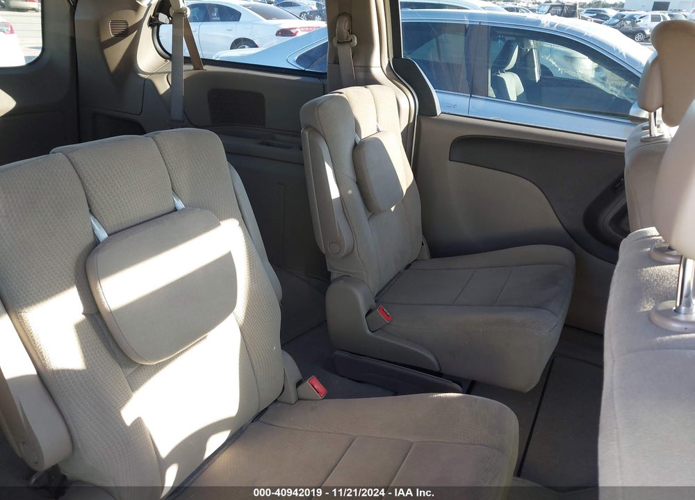 2011 CHRYSLER TOWN & COUNTRY TOURING VIN: 2A4RR5DG9BR712317
