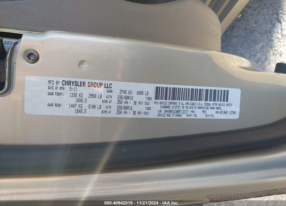 2011 CHRYSLER TOWN & COUNTRY TOURING VIN: 2A4RR5DG9BR712317