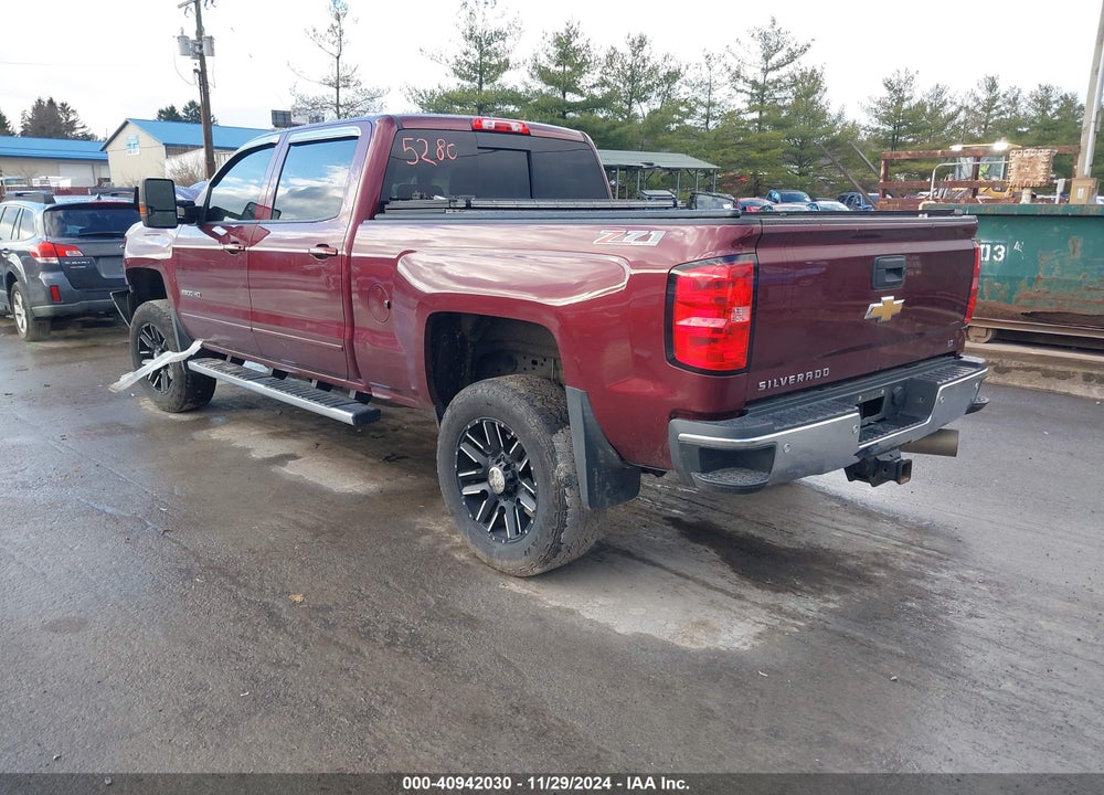 2017 CHEVROLET SILVERADO 2500HD LT VIN: 1GC1KVEYXHF135280
