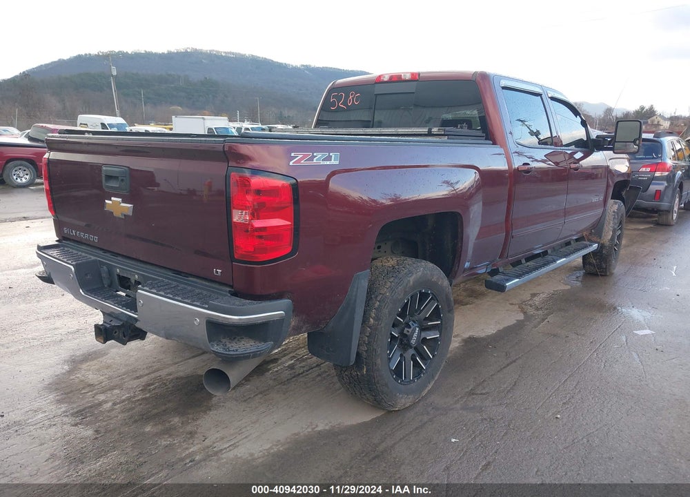2017 CHEVROLET SILVERADO 2500HD LT VIN: 1GC1KVEYXHF135280