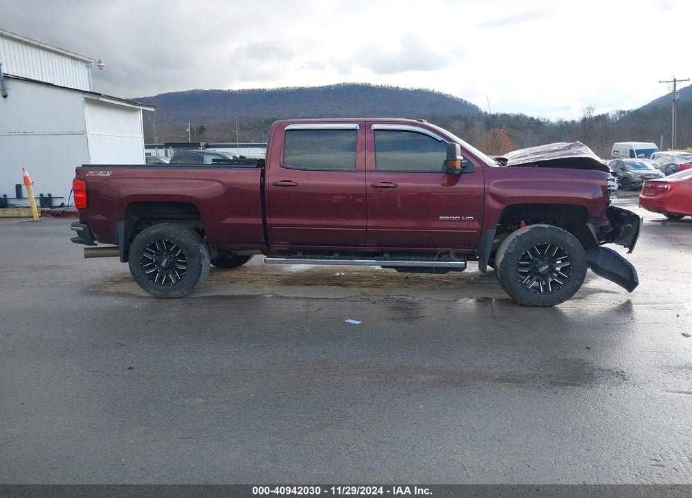 2017 CHEVROLET SILVERADO 2500HD LT VIN: 1GC1KVEYXHF135280