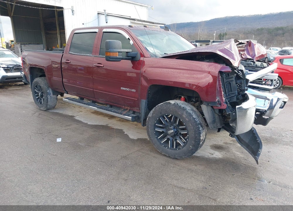 2017 CHEVROLET SILVERADO 2500HD LT VIN: 1GC1KVEYXHF135280