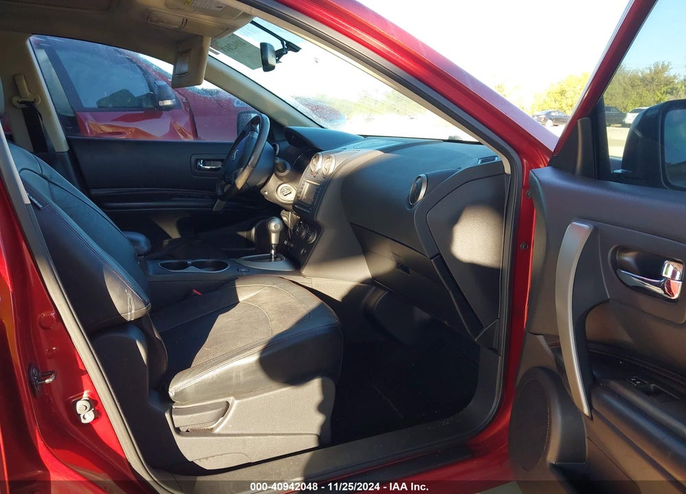 2013 NISSAN ROGUE SV W/SL PKG VIN: JN8AS5MT5DW523084