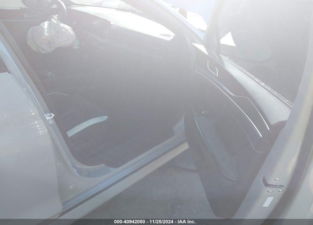 2025 KIA K5 GT LINE VIN: KNAG64J7XS5273837