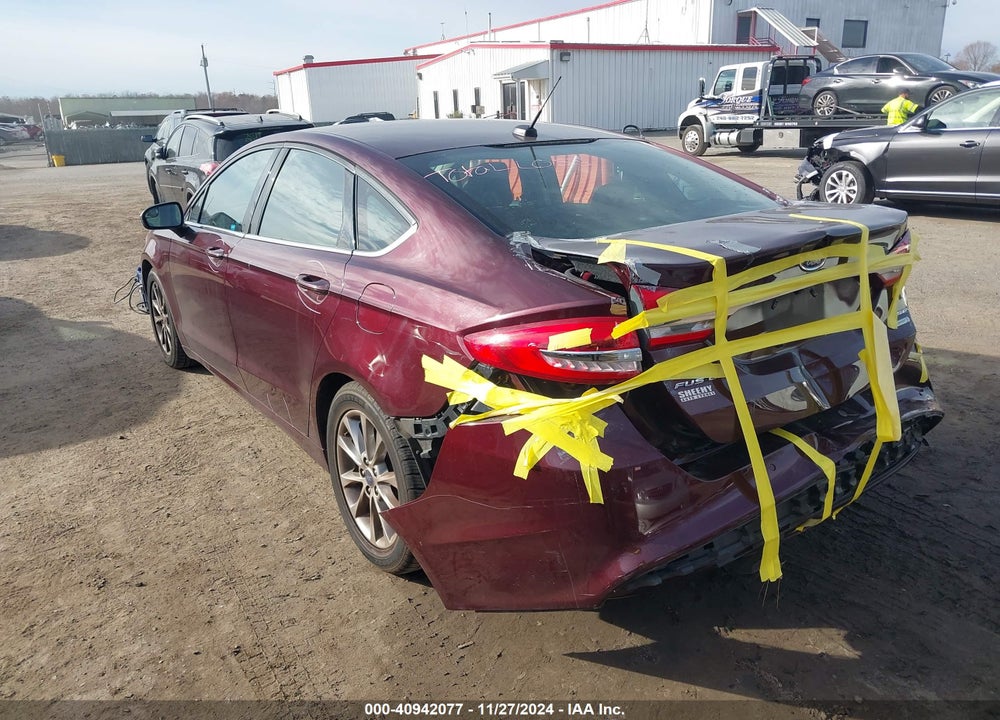2017 FORD FUSION VIN: 3FA6P0HD8HR137038