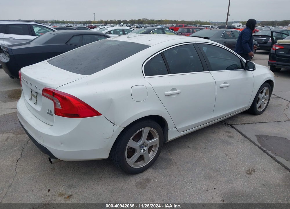 2012 VOLVO S60 T5 VIN: YV1622FS9C2041724