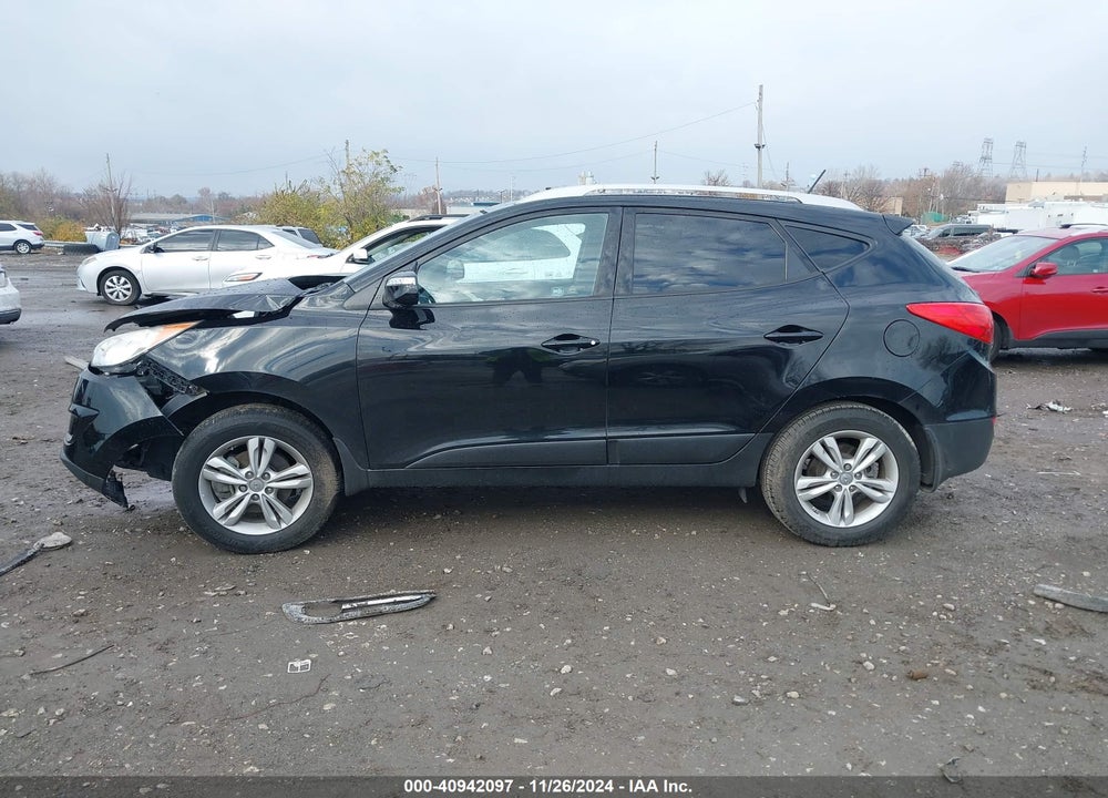 2013 HYUNDAI TUCSON GLS VIN: KM8JUCAC5DU712128