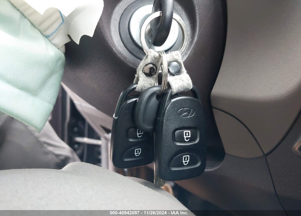 2013 HYUNDAI TUCSON GLS VIN: KM8JUCAC5DU712128