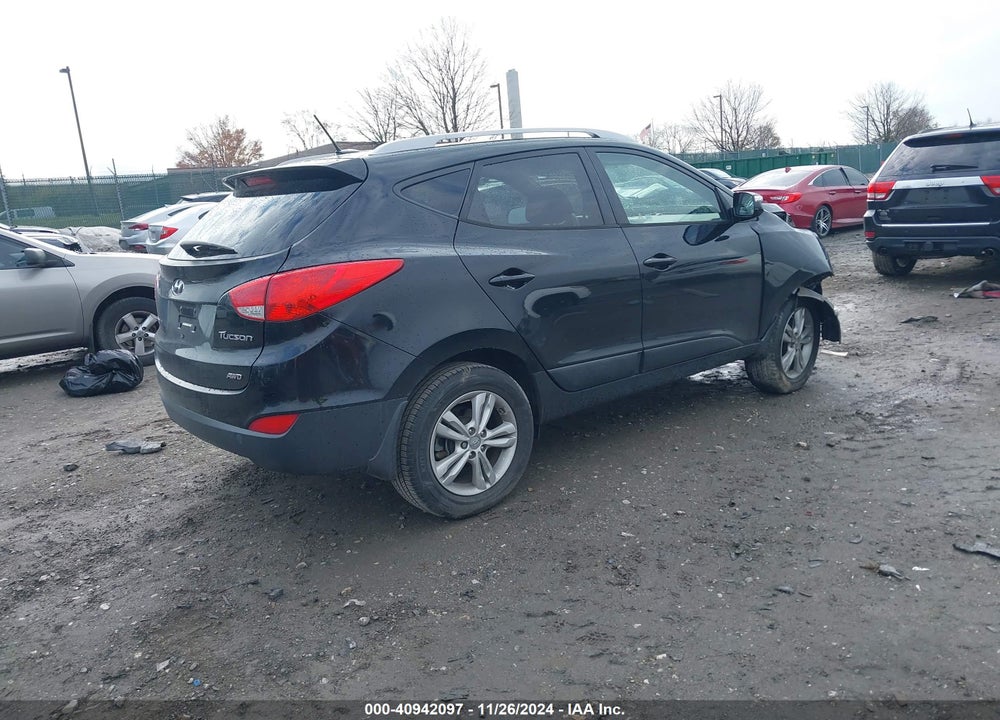 2013 HYUNDAI TUCSON GLS VIN: KM8JUCAC5DU712128
