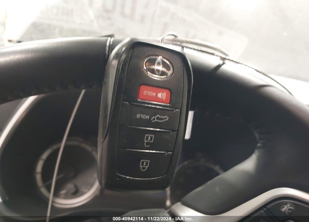 2024 TOYOTA HIGHLANDER XLE VIN: 5TDKDRBH3RS531837