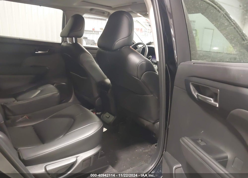 2024 TOYOTA HIGHLANDER XLE VIN: 5TDKDRBH3RS531837