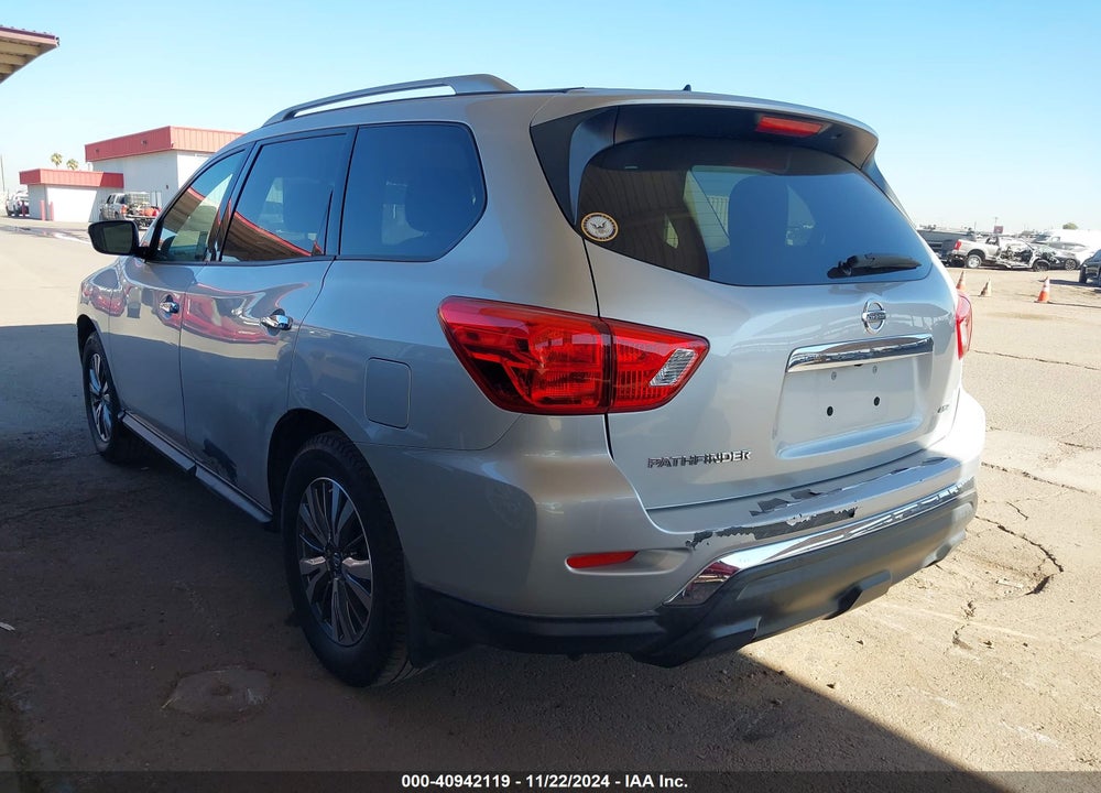 2018 NISSAN PATHFINDER S VIN: 5N1DR2MM0JC643783