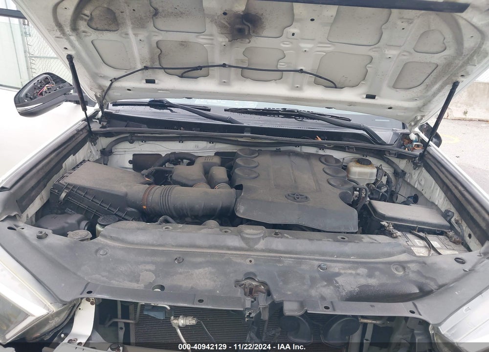2014 TOYOTA 4RUNNER LIMITED VIN: JTEBU5JR5E5153776