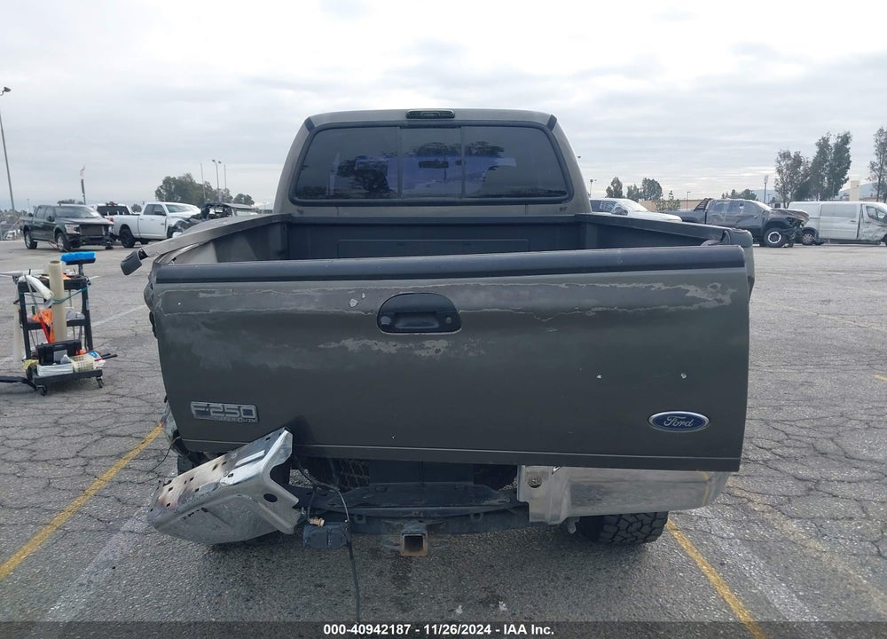 2002 FORD F-250 LARIAT/XL/XLT VIN: 1FTNW21FX2EC37586