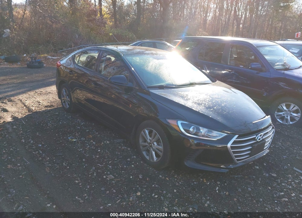2018 HYUNDAI ELANTRA SEL VIN: 5NPD84LF3JH273617