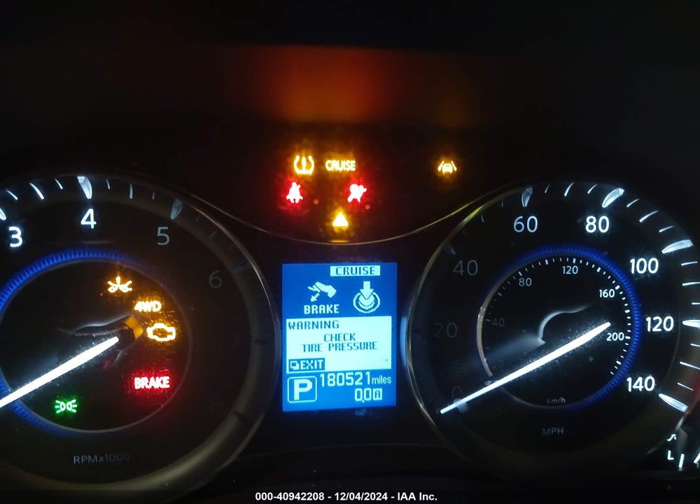 2017 INFINITI QX80 VIN: JN8AZ2NC3H9430111