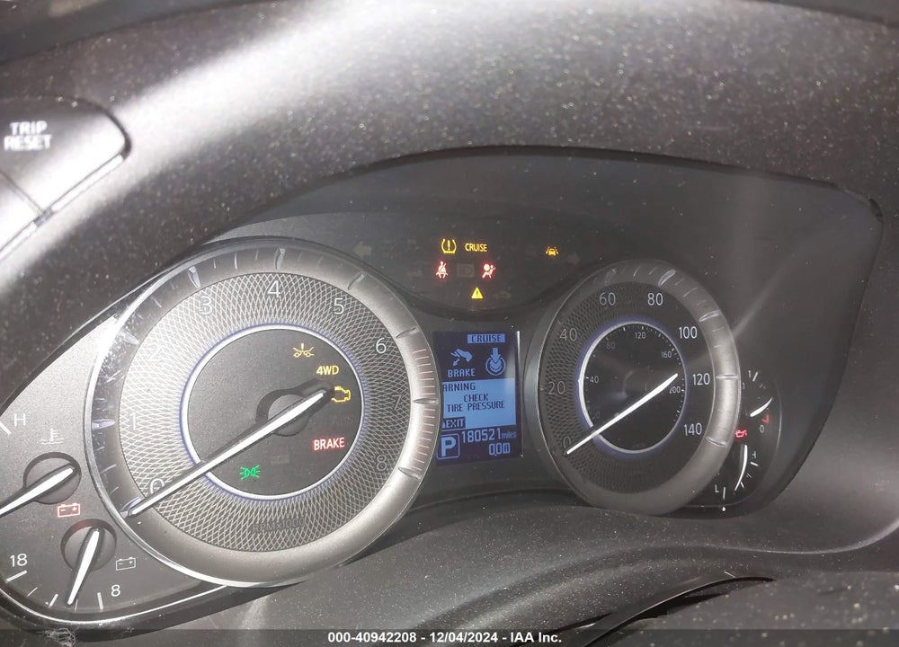 2017 INFINITI QX80 VIN: JN8AZ2NC3H9430111