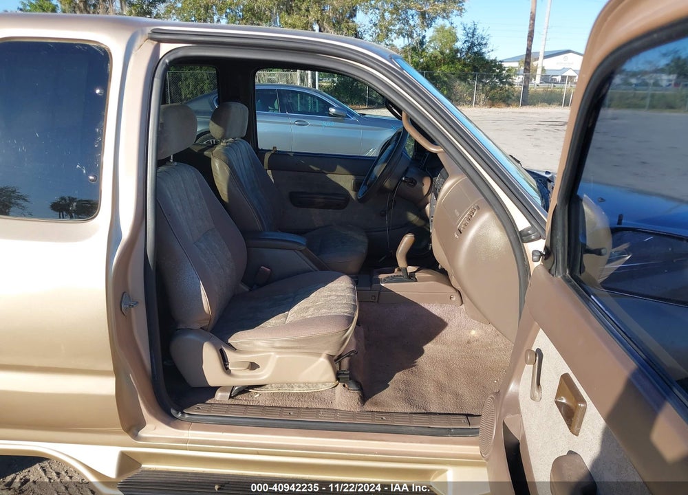 2000 TOYOTA TACOMA PRERUNNER V6 VIN: 4TASN92N3YZ647860