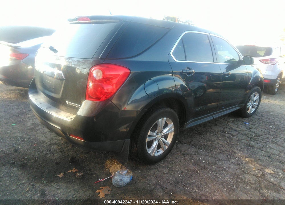 2014 CHEVROLET EQUINOX LS VIN: 2GNALAEK7E1111207