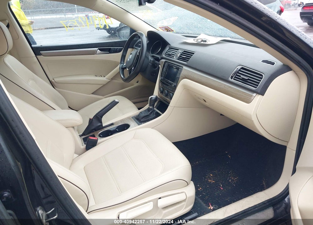 2017 VOLKSWAGEN PASSAT 1.8T SE VIN: 1VWGT7A37HC034533