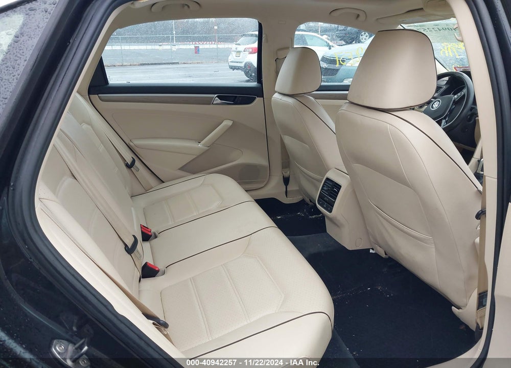 2017 VOLKSWAGEN PASSAT 1.8T SE VIN: 1VWGT7A37HC034533