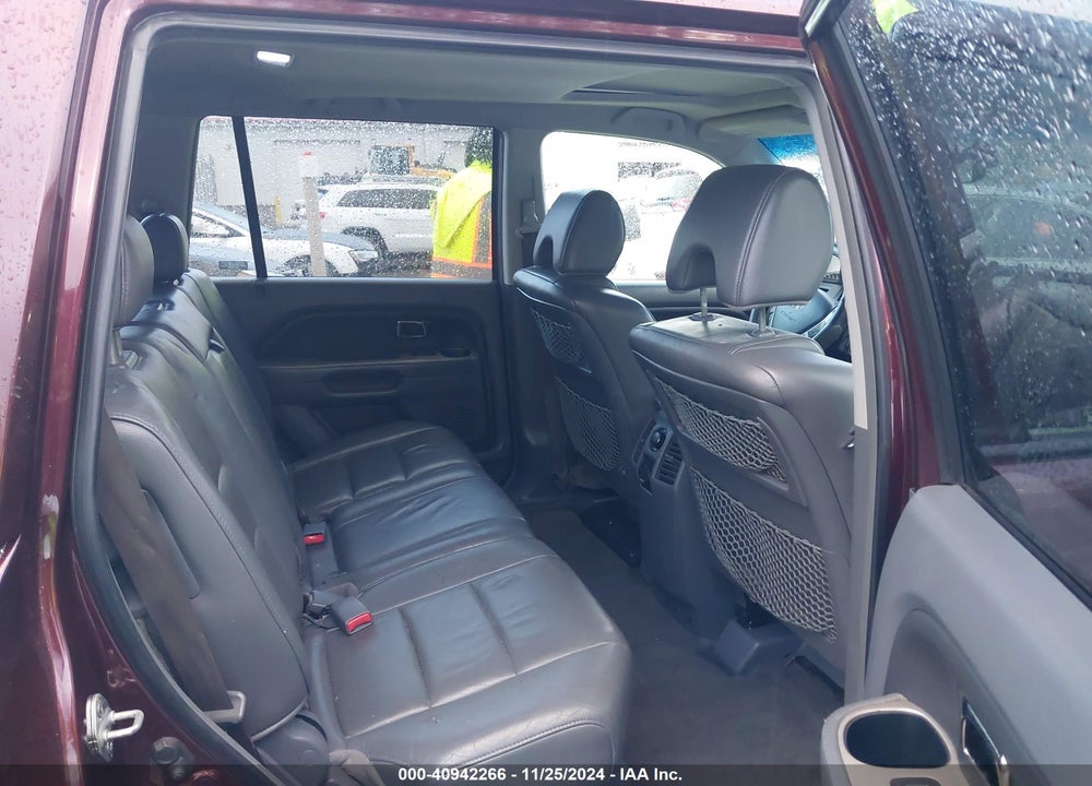 2008 HONDA PILOT EX-L VIN: 5FNYF18548B000765