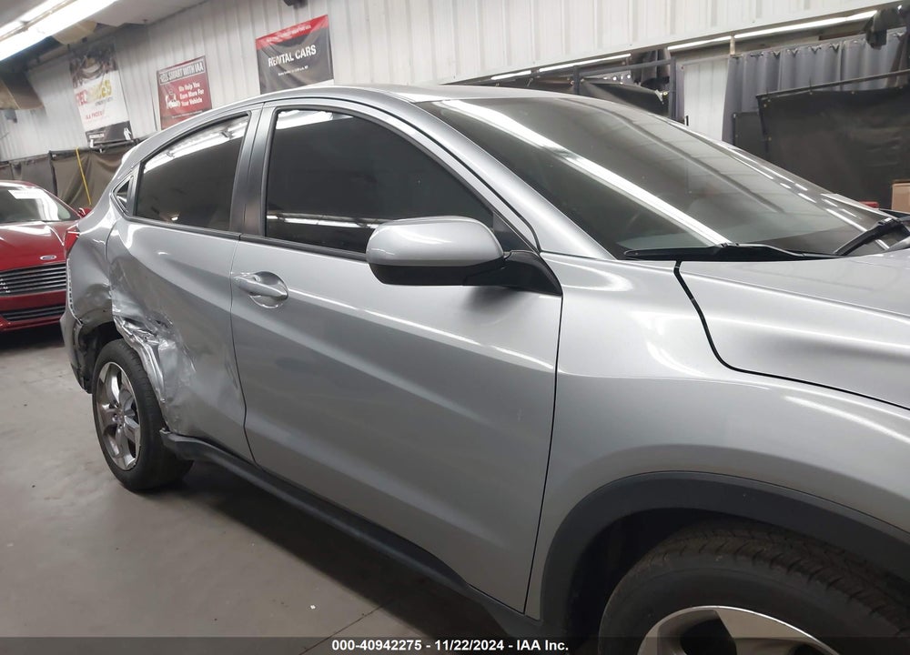 2021 HONDA HR-V AWD LX VIN: 3CZRU6H37MM738789
