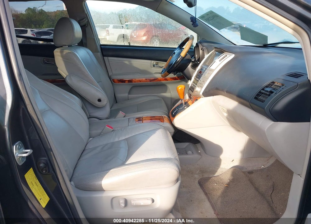 2005 LEXUS RX 330 VIN: 2T2GA31U75C038882
