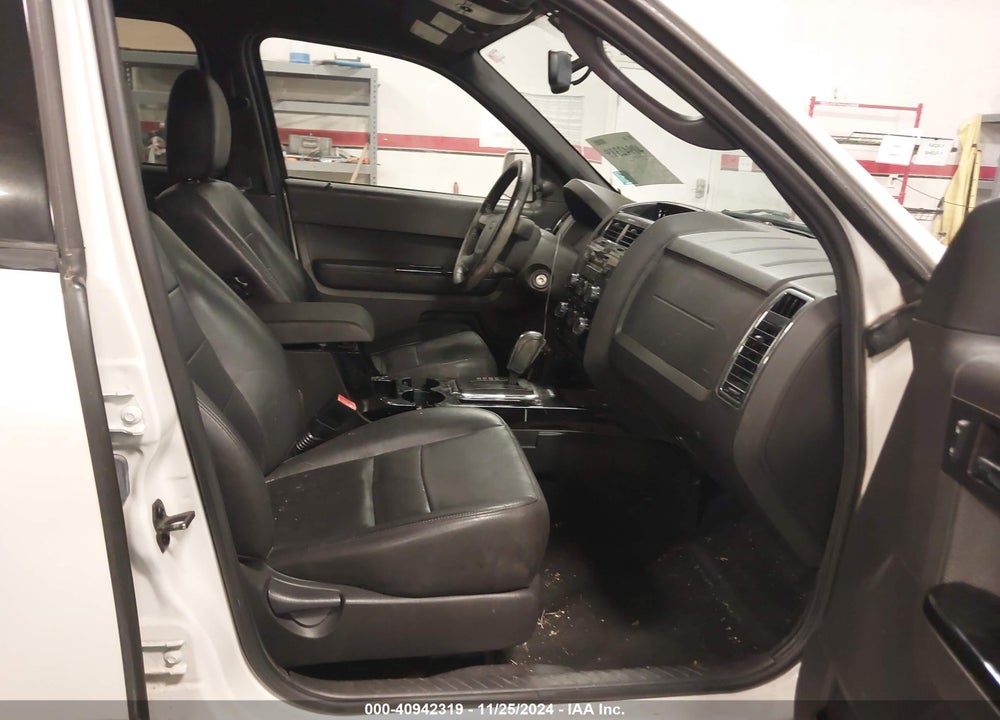 2011 FORD ESCAPE LIMITED VIN: 1FMCU9EG5BKC13802