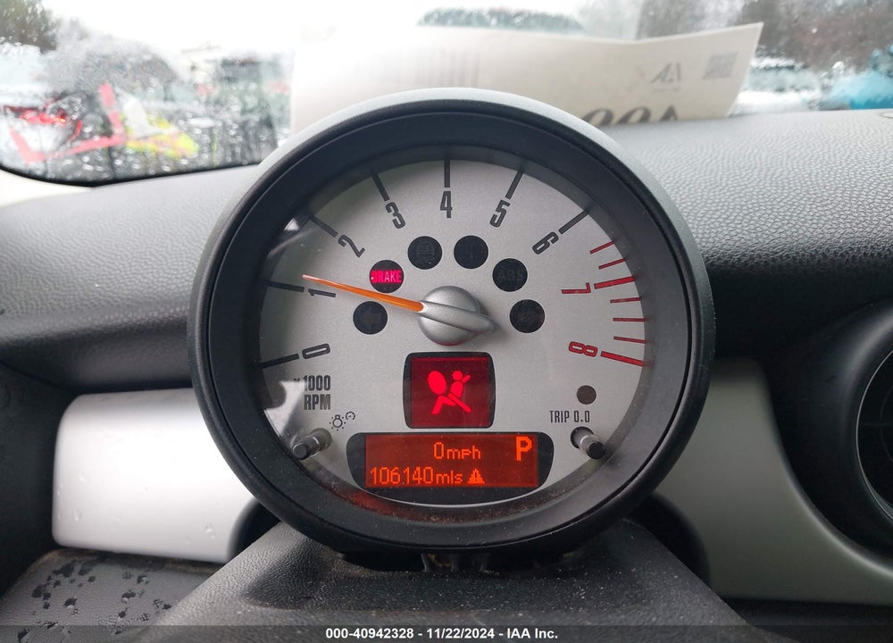2013 MINI HARDTOP COOPER VIN: WMWSU3C57DT677456