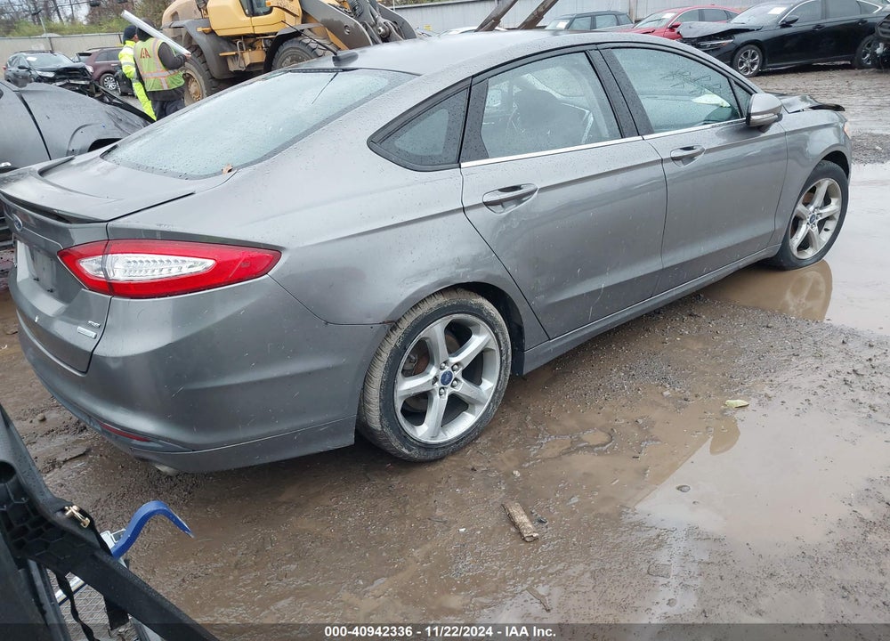 2013 FORD FUSION SE VIN: 3FA6P0HR0DR203569