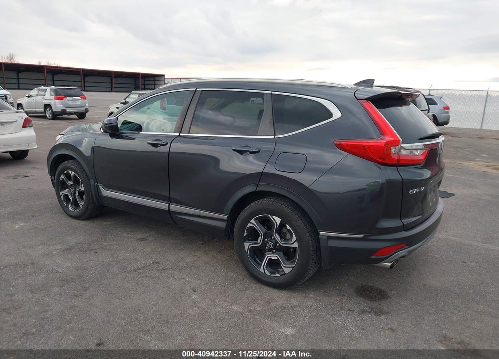 2018 HONDA CR-V TOURING VIN: 7FARW2H95JE093903