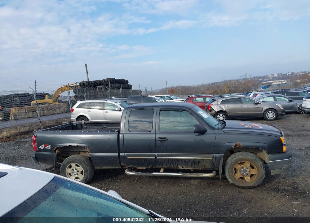 2005 CHEVROLET SILVERADO 1500 LS VIN: 1GCEK19Z25Z189373