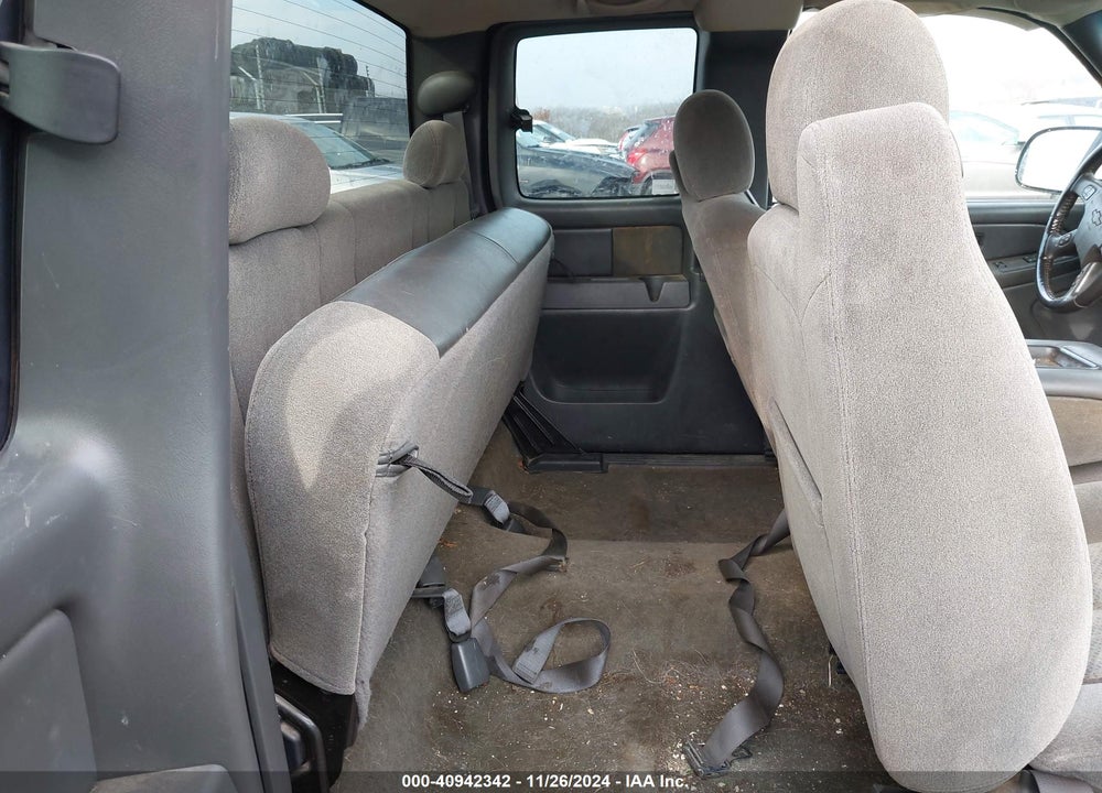 2005 CHEVROLET SILVERADO 1500 LS VIN: 1GCEK19Z25Z189373