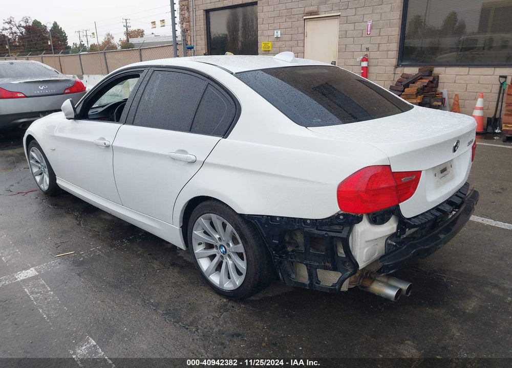 2011 BMW 328I VIN: WBAPH5G59BNM77826