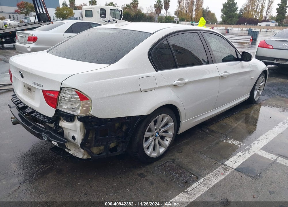 2011 BMW 328I VIN: WBAPH5G59BNM77826