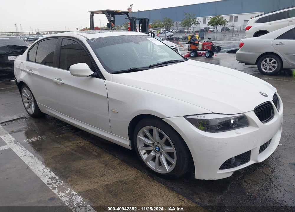 2011 BMW 328I VIN: WBAPH5G59BNM77826