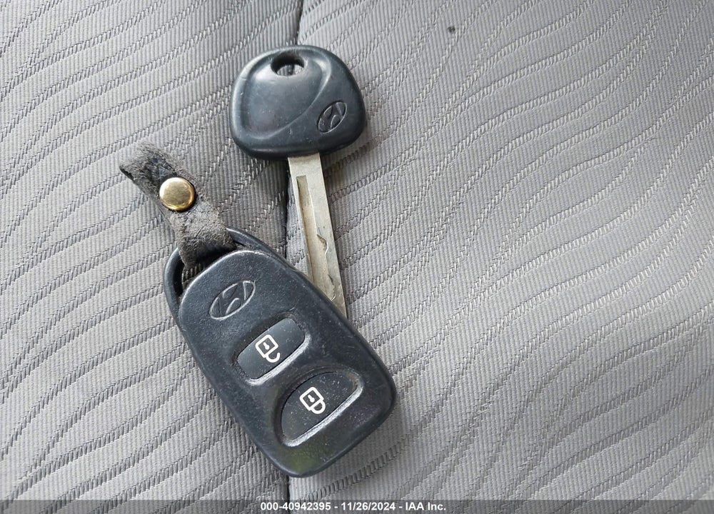2013 HYUNDAI ACCENT GLS VIN: KMHCU4AE5DU418552