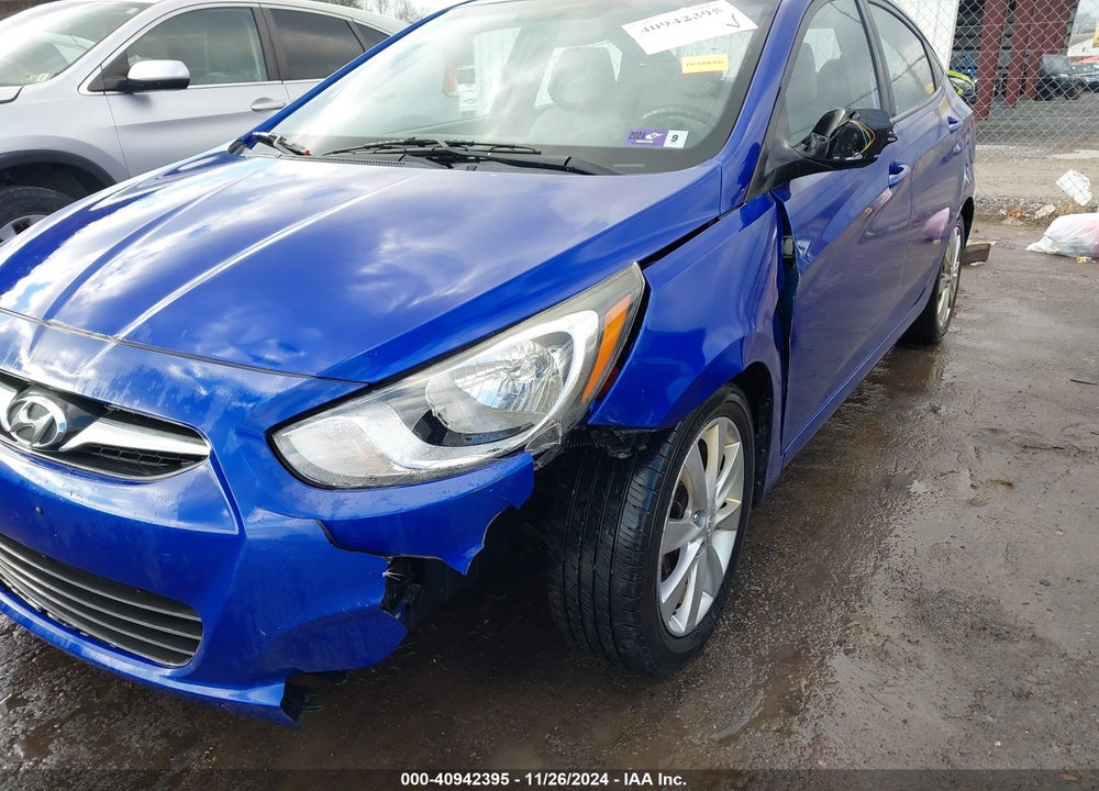 2013 HYUNDAI ACCENT GLS VIN: KMHCU4AE5DU418552