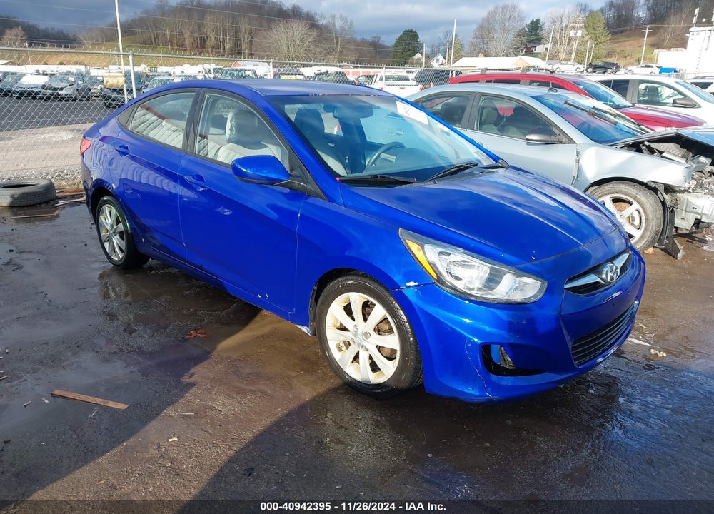 2013 HYUNDAI ACCENT GLS VIN: KMHCU4AE5DU418552